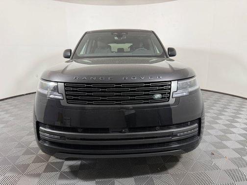 2026 Land Rover Range Rover P530 SE 7 Seat