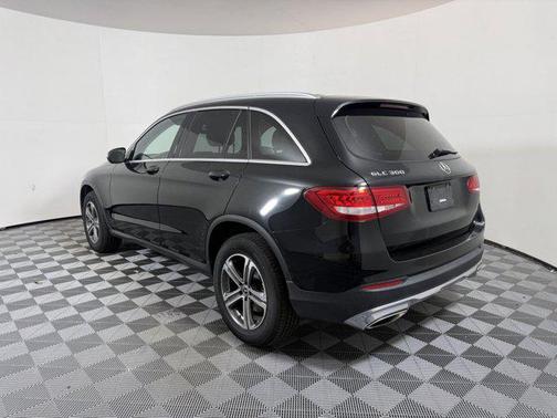 2018 Mercedes-Benz GLC 300 Base