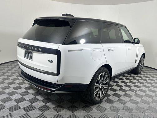 2023 Land Rover Range Rover P400 SE