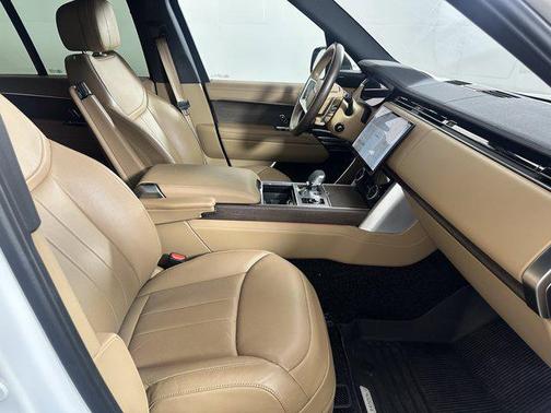 2023 Land Rover Range Rover P400 SE