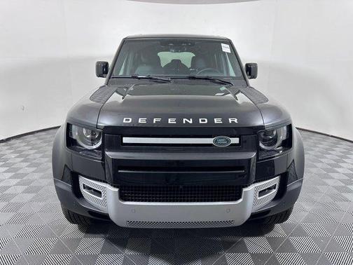 2025 Land Rover Defender 110 P400 S