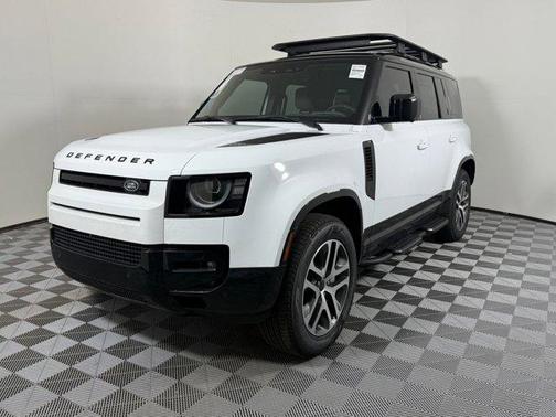 Fuji White 2026 Land Rover Defender P400 X-Dynamic SE