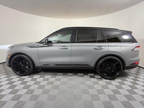 Silver Radiance Metallic Clearcoat 2024 Lincoln Aviator Reserve