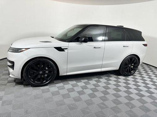 2025 Land Rover Range Rover Sport SE