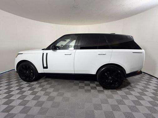 2023 Land Rover Range Rover P530 SE