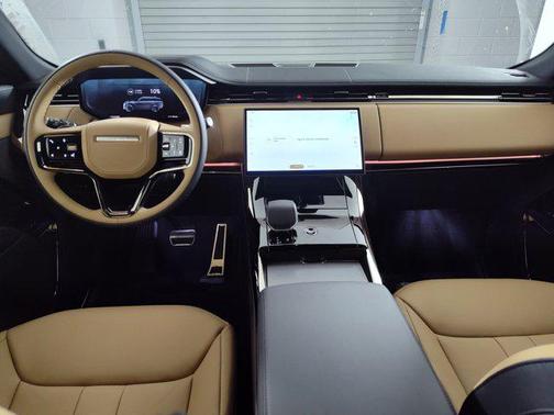 2025 Land Rover Range Rover Sport SE