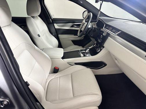2025 Jaguar F-PACE R-Dynamic S P250 AWD Automatic