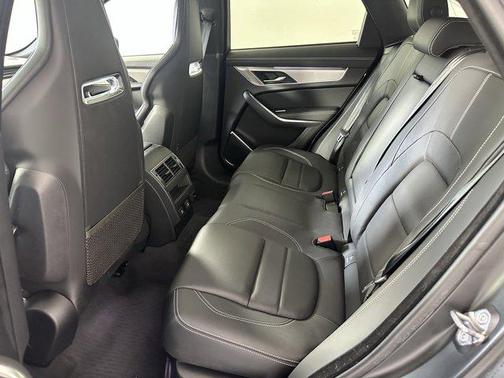 2025 Jaguar F-PACE R-Dynamic S P250 AWD Automatic