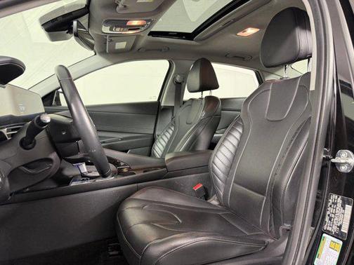 Abyss Black 2024 Hyundai ELANTRA Limited