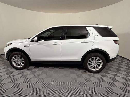 White 2018 Land Rover Discovery Sport HSE