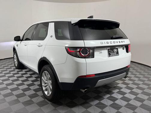 White 2018 Land Rover Discovery Sport HSE