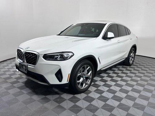 2023 BMW X4 xDrive30i