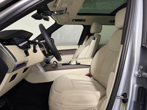 2024 Land Rover Range Rover P400 SE