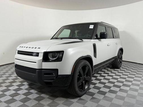 2026 Land Rover Defender P400 X-Dynamic SE