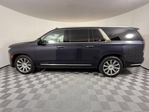 2023 Cadillac Escalade ESV Premium Luxury Platinum