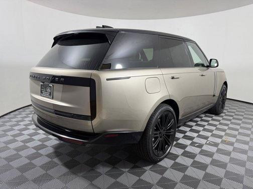 2026 Land Rover Range Rover P400 SE