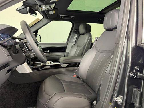 Carpathian Grey Premium Metallic 2026 Land Rover Range Rover P530 SE 7 Seat