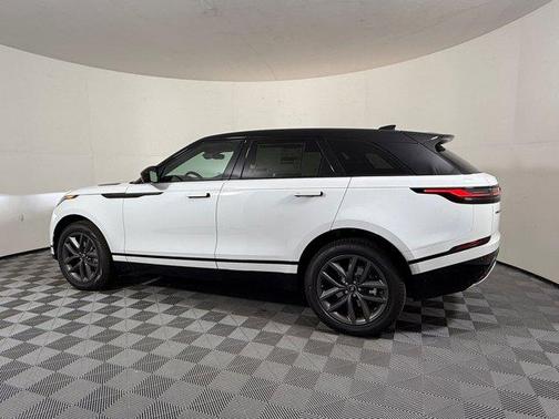 2026 Land Rover Range Rover Velar P250 SE R-Dynamic