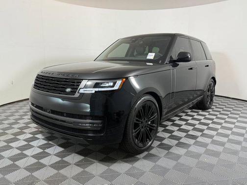 2026 Land Rover Range Rover P530 SE