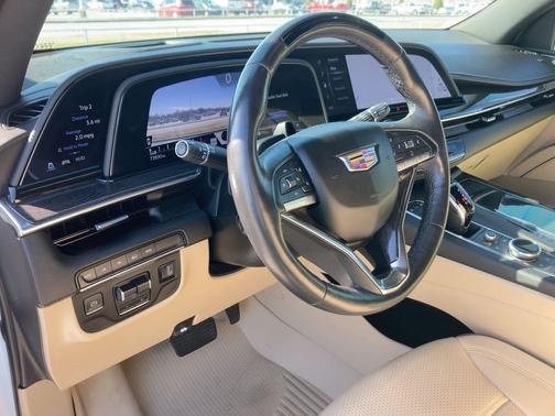 Crystal White Tricoat 2023 Cadillac Escalade ESV Premium Luxury