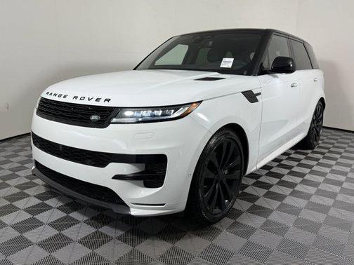 Fuji White 2026 Land Rover Range Rover Sport SE