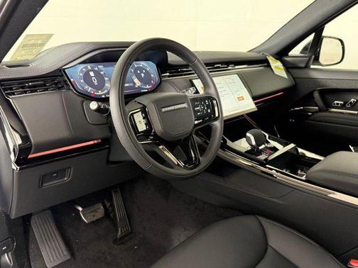 Fuji White 2026 Land Rover Range Rover Sport SE