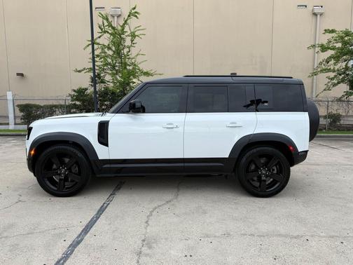 White 2023 Land Rover Defender 110 X-Dynamic SE