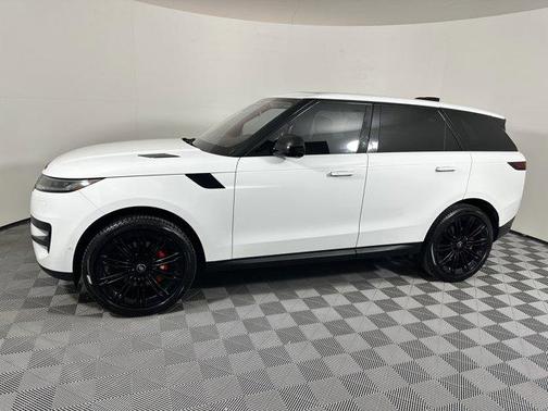 2023 Land Rover Range Rover Sport SE