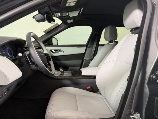 Carpathian Grey Premium Metallic 2026 Land Rover Range Rover Velar P250 SE R-Dynamic