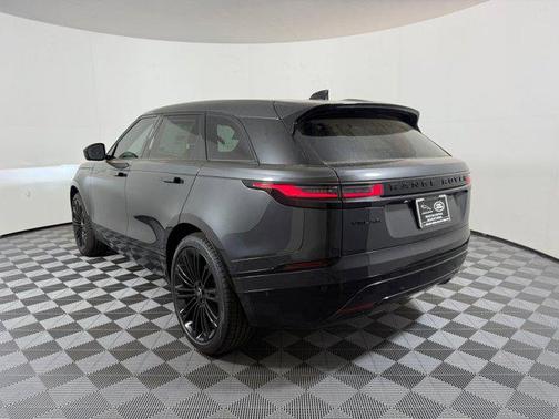 Carpathian Grey Premium Metallic 2026 Land Rover Range Rover Velar P250 SE R-Dynamic