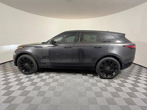 Carpathian Grey Premium Metallic 2026 Land Rover Range Rover Velar P250 SE R-Dynamic