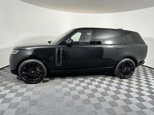 2025 Land Rover Range Rover P400 SE 7 Seat