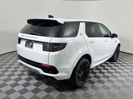 2025 Land Rover Discovery Sport S