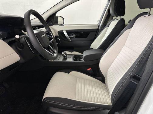 Fuji White 2025 Land Rover Discovery Sport S