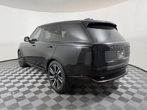 2023 Land Rover Range Rover P400 SE