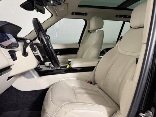 2023 Land Rover Range Rover P400 SE