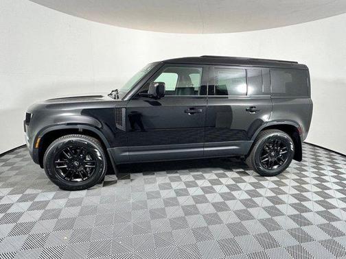 2025 Land Rover Defender 110 P300