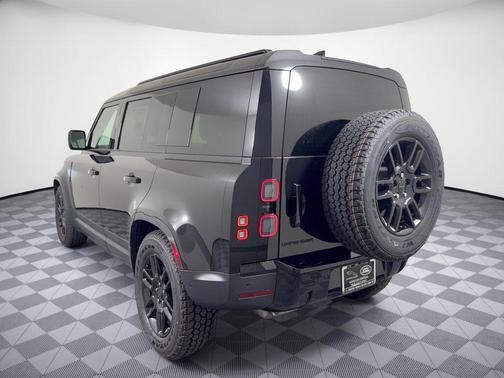 Santorini Black Metallic 2026 Land Rover Defender P300 S