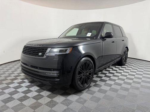 2026 Land Rover Range Rover P530 SE