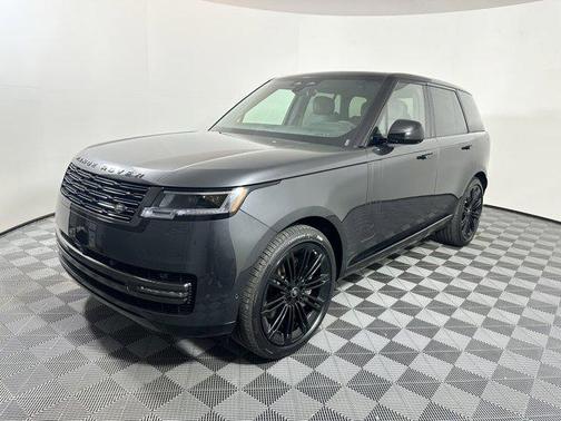 2025 Land Rover Range Rover P530 SE