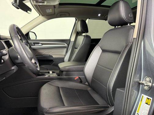 2022 Volkswagen Atlas 2.0T SE w/Technology