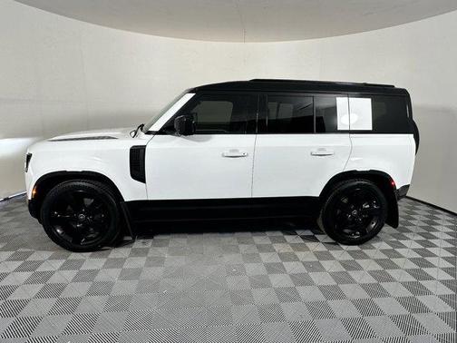 2025 Land Rover Defender 110 P400 X-Dynamic SE