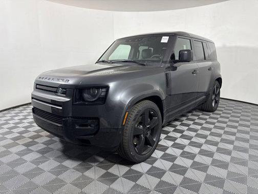 2026 Land Rover Defender P500 X-Dynamic SE