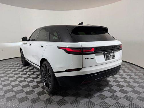 2026 Land Rover Range Rover Velar P250 SE R-Dynamic