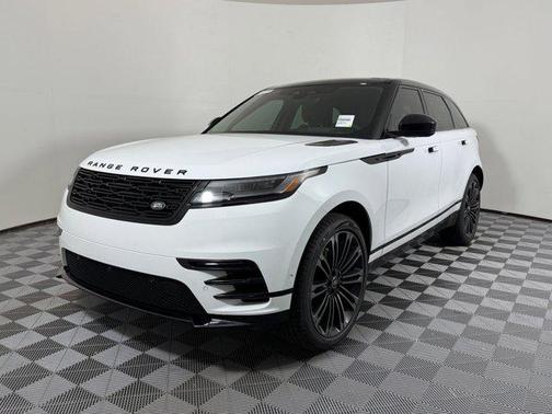 2026 Land Rover Range Rover Velar P250 SE R-Dynamic