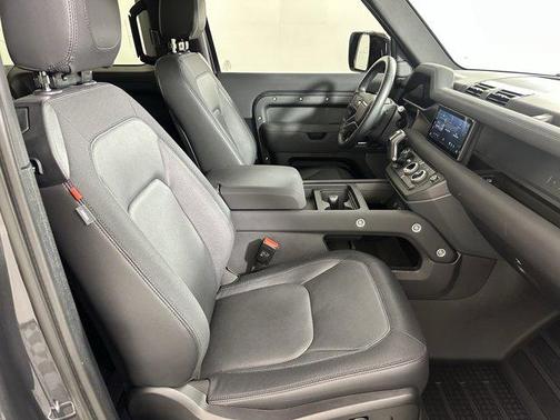 2023 Land Rover Defender 90 X-Dynamic SE