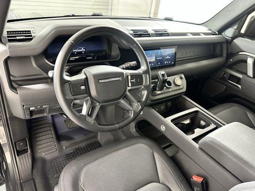 2023 Land Rover Defender 90 X-Dynamic SE