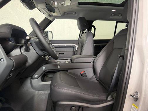 2026 Land Rover Defender P300 S