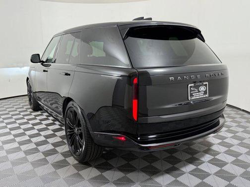 Black 2024 Land Rover Range Rover P400 SE