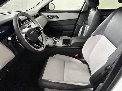 2025 Land Rover Range Rover Velar P250 SE R-Dynamic